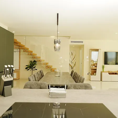 Villa Hills South & West -